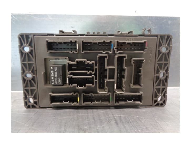 Recambio de caja reles / fusibles para rover 75 (rj) 2.0 v6 referencia OEM IAM YQE103138 2