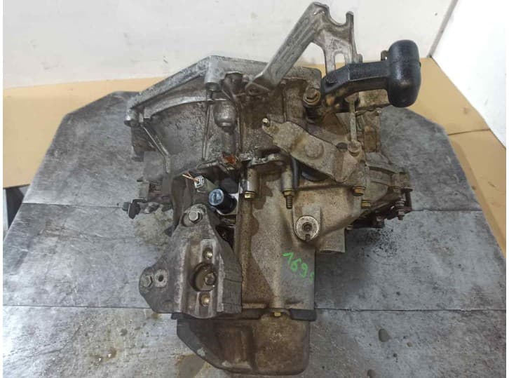 Recambio de caja cambios para citroën c3 i (fc_, fn_) 1.4 i referencia OEM IAM 20CP15 0060490 5