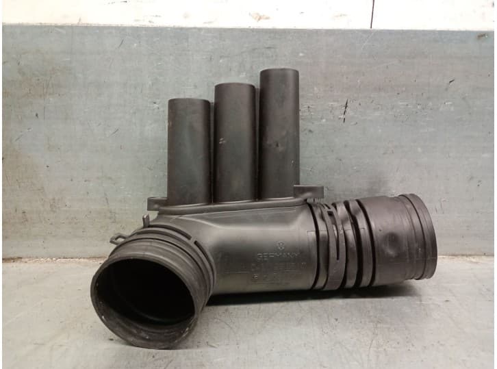 Recambio de tubo para seat leon (5f1) 1.2 tsi referencia OEM IAM 04E129651C 04E129651C