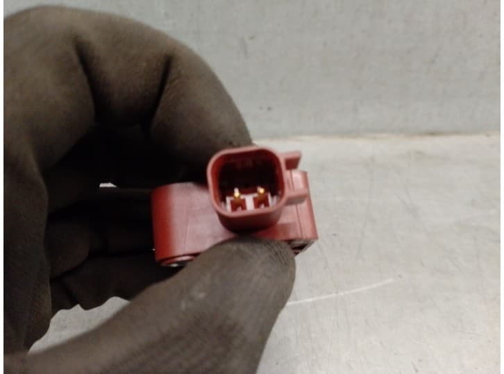 Recambio de sensor impacto para volvo v50 (545) 2.0 d referencia OEM IAM 30737138 3