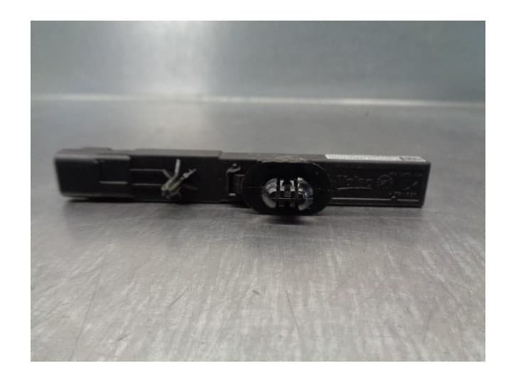 Recambio de antena para citroën c3 iii (sx) 1.2 vti 82 referencia OEM IAM 9672409080 2