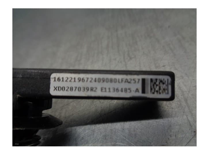 Recambio de antena para citroën c3 iii (sx) 1.2 vti 82 referencia OEM IAM 9672409080 4