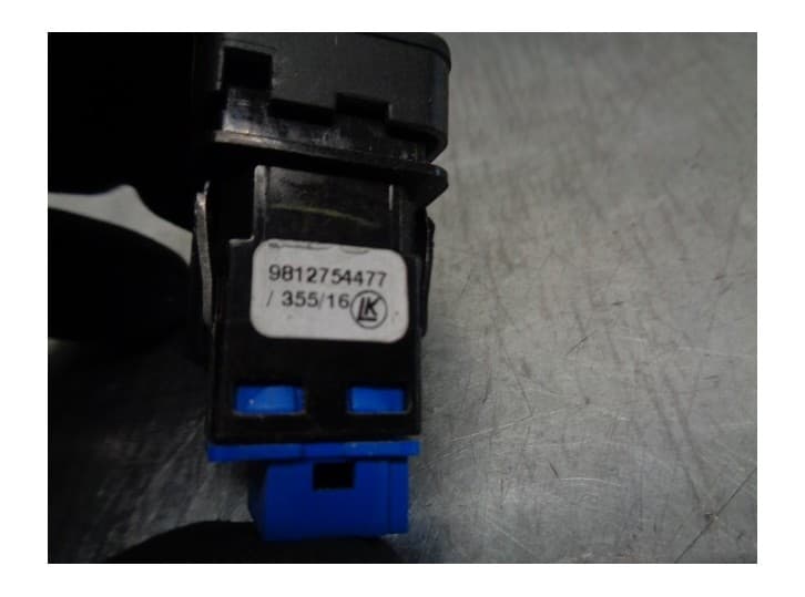Recambio de interruptor para citroën c3 iii (sx) 1.2 vti 82 referencia OEM IAM 9812754477 3