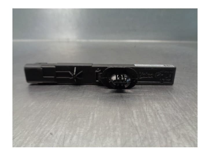 Recambio de antena para citroën c3 iii (sx) 1.2 vti 82 referencia OEM IAM 9672409080 2