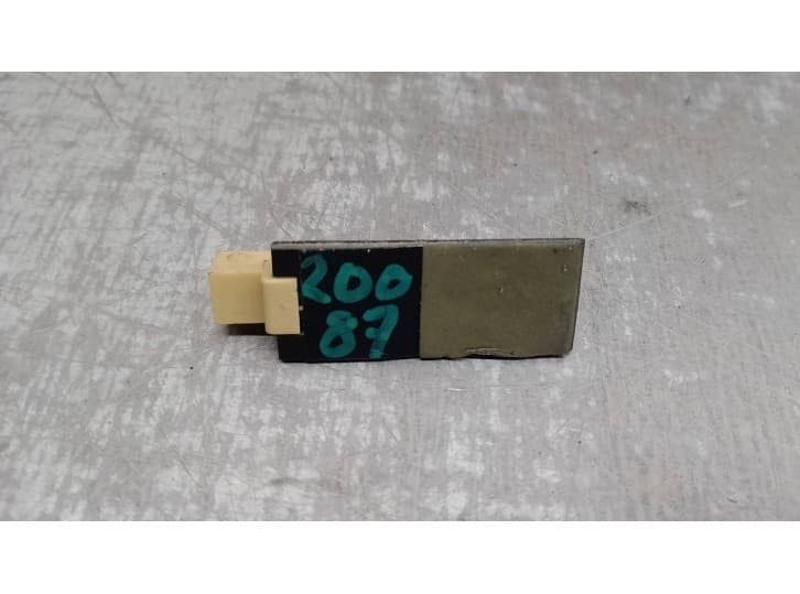 Recambio de antena para audi a6 c6 (4f2) 3.0 tdi quattro referencia OEM IAM 4E0035502 2