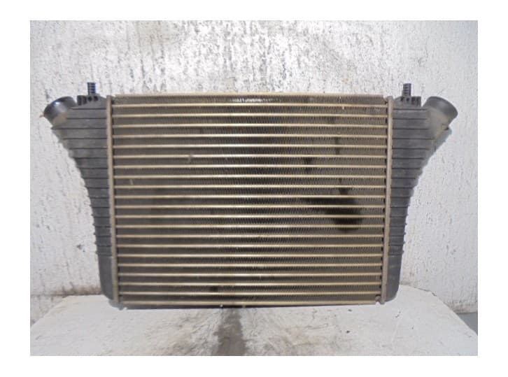Recambio de intercooler para saab 9000 2.3 -16 cd turbo referencia OEM IAM 7596257 2