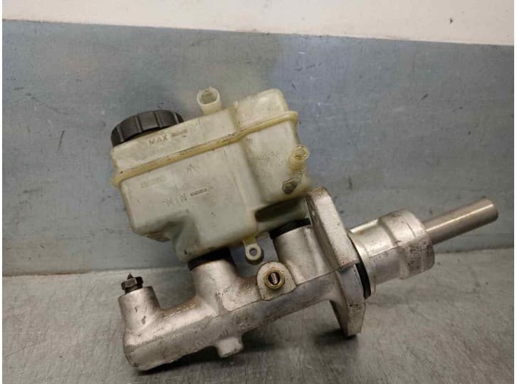 Recambio de bomba freno para bmw 5 (e39) 525 tds referencia OEM IAM 32066665 1658 LUCAS 4