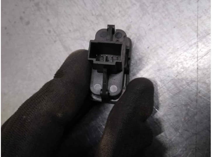 Recambio de mando para volvo v50 (545) 2.0 d referencia OEM IAM 30773333 3