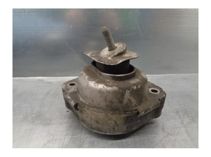 Recambio de soporte motor derecho para bmw x3 (e83) 2.0 sd referencia OEM IAM 22113453257