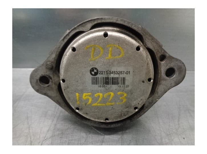 Recambio de soporte motor derecho para bmw x3 (e83) 2.0 sd referencia OEM IAM 22113453257 2