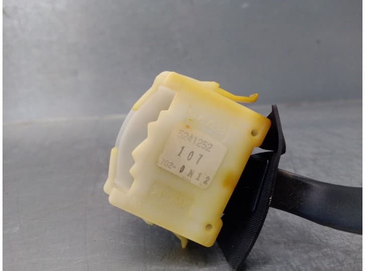 Recambio de mando luces para saab 9-5 (ys3e) 2.0 t referencia OEM IAM 5241252 LIMPIA 3