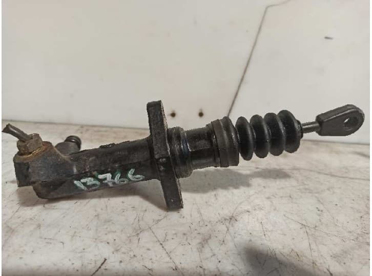 Recambio de bomba embrague para volkswagen passat berlina (312) 1.8 referencia OEM IAM 5