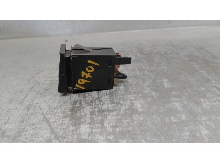 Recambio de warning para audi 100 c4 sedán (4a2) 2.6 referencia OEM IAM 4A0941509 2
