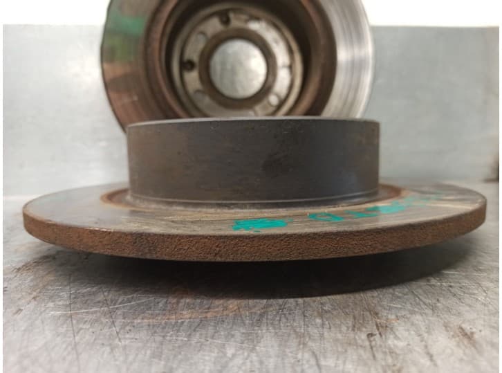 Recambio de disco freno trasero para saab 9-5 (ys3e) 2.0 t referencia OEM IAM 4773849 3