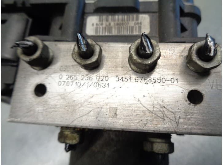 Recambio de abs para bmw 5 (e60) 520 d referencia OEM IAM 34516768755001 0265236020 BOSCH 5