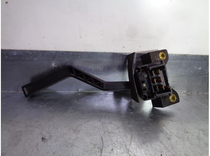 Recambio de mando limpia para volvo 740 (744) 2.3 referencia OEM IAM 1363016 01837727 LK 2