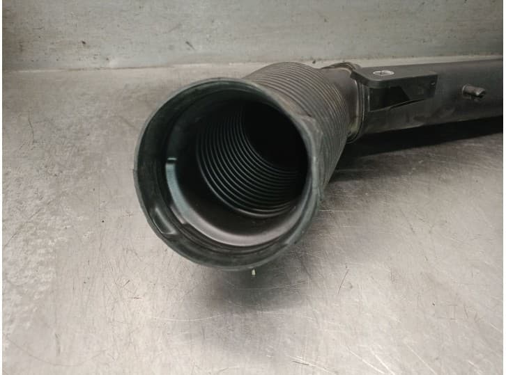 Recambio de tubo para bmw x1 (f48) sdrive 18 d referencia OEM IAM 13718511377 13718511377 3