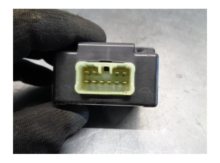 Recambio de rele para lexus rx (mcu15) 300 awd (mcu15) referencia OEM IAM 861620W010 3