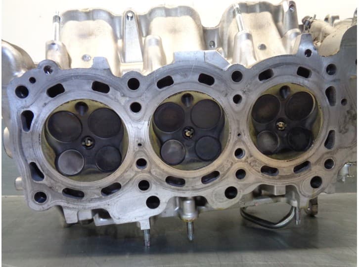 Recambio de culata para lexus is ii (_e2_) 250 (gse20) referencia OEM IAM 1110239036 7