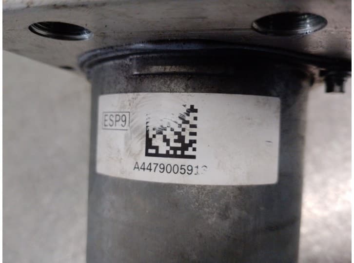 Recambio de abs para mercedes-benz clase v (w447) referencia OEM IAM A4479005913 4