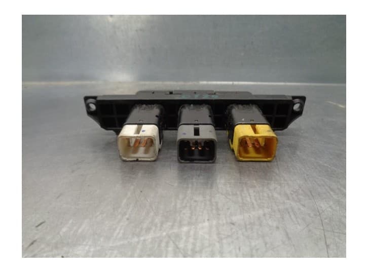 Recambio de mando climatizador para hyundai i10 i (pa) 1.2 referencia OEM IAM 972790X300 2