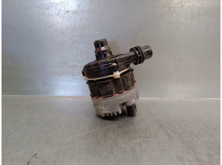 Recambio de bomba agua para mercedes-benz clase v (w447) referencia OEM IAM A0005003800