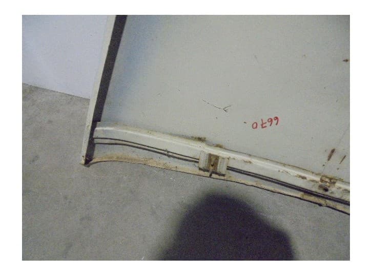 Recambio de capot para seat 600 e referencia OEM IAM  AZUL CLARO 11