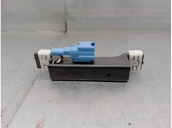 Recambio de sensor impacto para nissan juke (f15) 1.6 dig-t referencia OEM IAM H121218