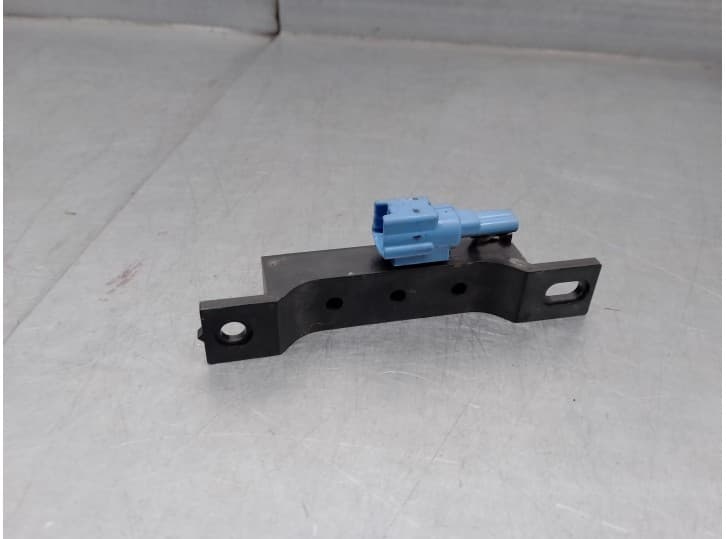 Recambio de sensor impacto para nissan juke (f15) 1.6 dig-t referencia OEM IAM H130109 2