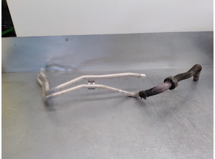 Recambio de tubo para mercedes-benz clase v (w447) referencia OEM IAM A4478305203 2