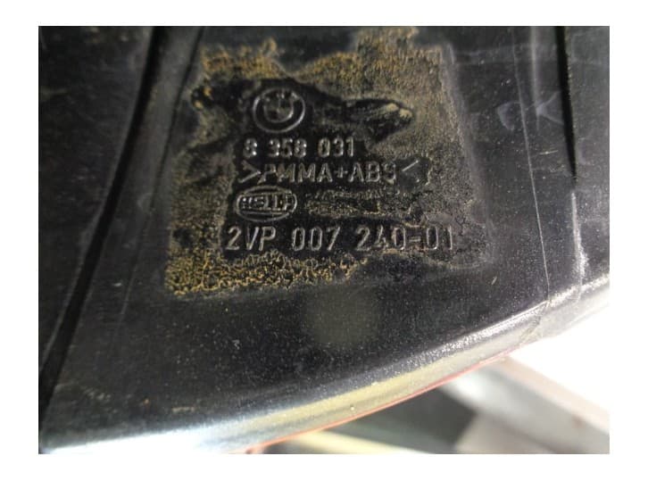 Recambio de piloto trasero izquierdo para bmw 5 (e39) 530 d referencia OEM IAM 8358031 4