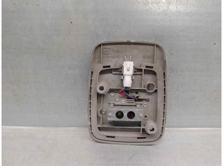 Recambio de luz interior para mazda 323 c v (ba) 1.5 16v (ba11) referencia OEM IAM 1151317 2