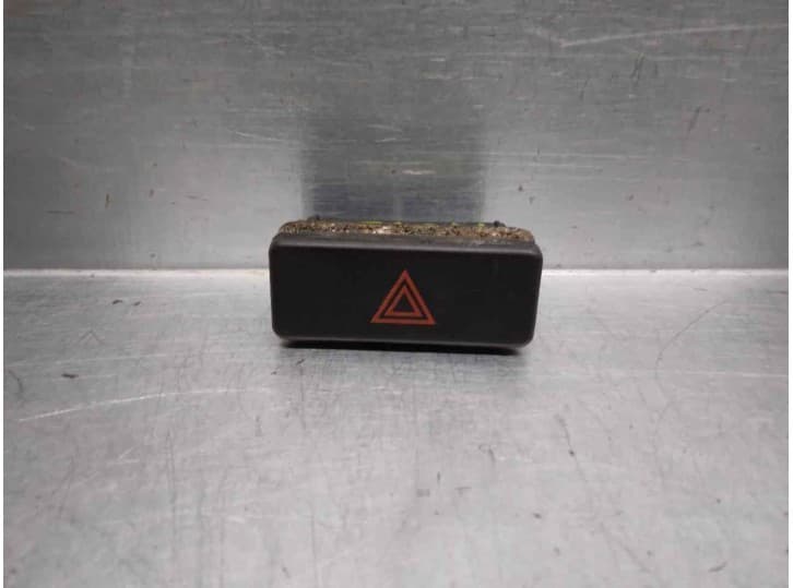 Recambio de warning para bmw 5 (e34) 525 tds referencia OEM IAM 61311374220