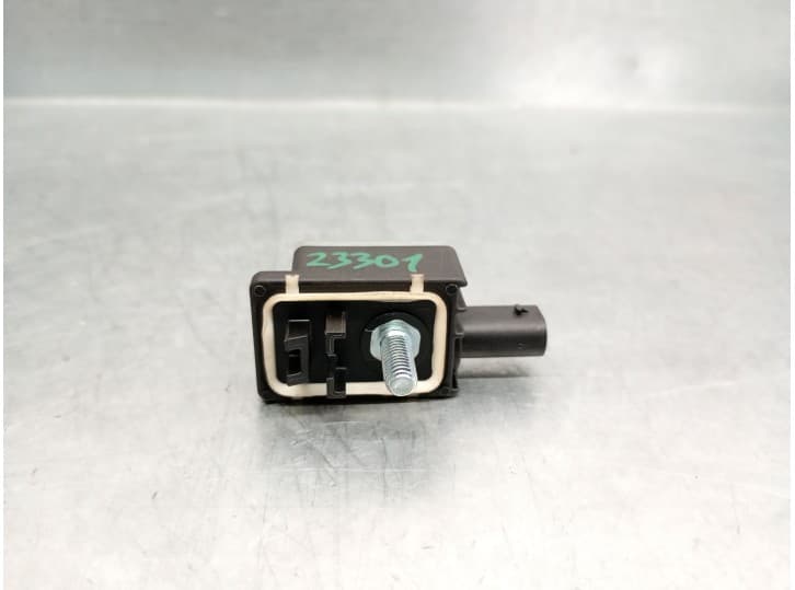 Recambio de sensor impacto para bmw x1 (f48) sdrive 18 d referencia OEM IAM 930525202 2