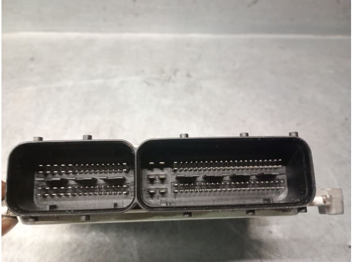 Recambio de centralita motor uce para kia niro referencia OEM IAM 391B503DE4 391B503DE4 3