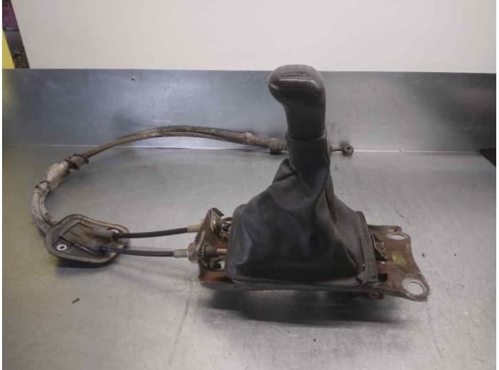 Recambio de palanca cambio para rover 600 i (rh) 618 i/si referencia OEM IAM UKE100450PNC