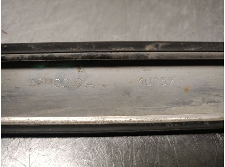 Recambio de molduras traseras para seat 127 (127a) 0.9 referencia OEM IAM HB HB 3