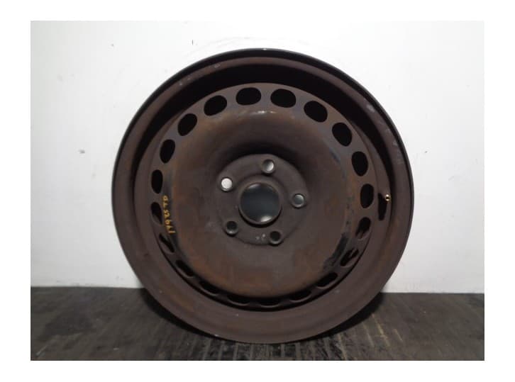 Recambio de llanta para audi a6 c4 (4a2) 2.3 referencia OEM IAM 8D0601027 R156JX15H2ET45