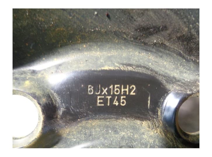Recambio de llanta para audi a6 c4 (4a2) 2.3 referencia OEM IAM 8D0601027 R156JX15H2ET45 2