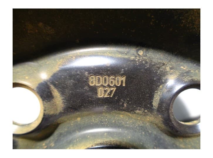 Recambio de llanta para audi a6 c4 (4a2) 2.3 referencia OEM IAM 8D0601027 R156JX15H2ET45 3