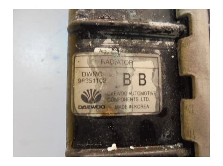 Recambio de radiador agua para daewoo leganza (klav) 2.0 16v referencia OEM IAM 96351102 2