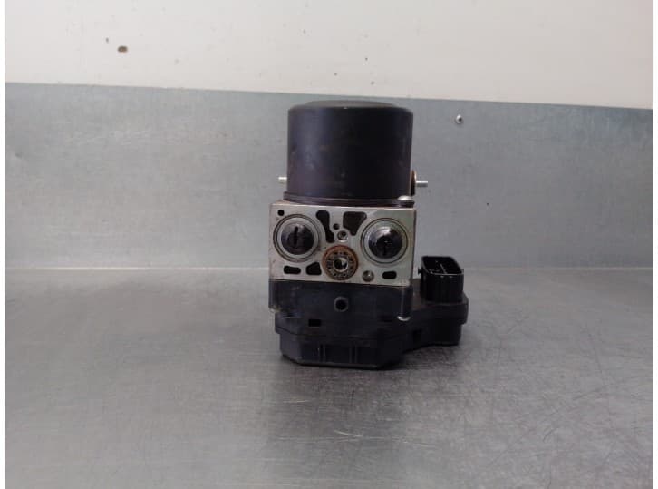 Recambio de abs para lexus is ii (_e2_) 220d (ale20) referencia OEM IAM 4405053120 2