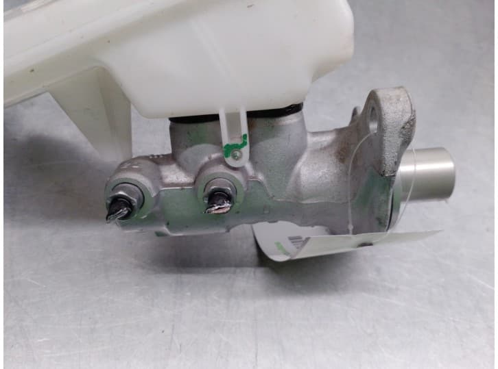 Recambio de bomba freno para citroën c3 iii (sx) 1.2 thp 110 referencia OEM IAM 32069745  TRW 3