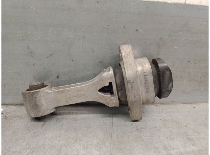 Recambio de soporte motor para kia niro referencia OEM IAM 21950G2000 21950G2000 4