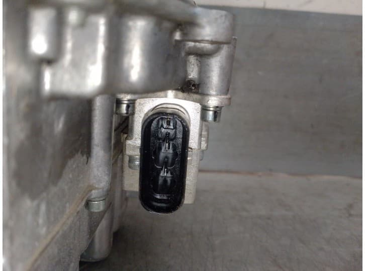 Recambio de bateria para kia niro referencia OEM IAM 366002B640 5