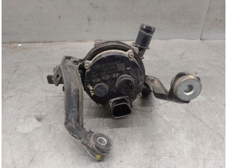 Recambio de bomba agua para kia niro referencia OEM IAM 2510003HZ6 2510003HZ6 3