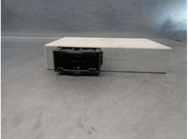 Recambio de modulo electronico para bmw 5 (e60) 520 d referencia OEM IAM 9138969 3