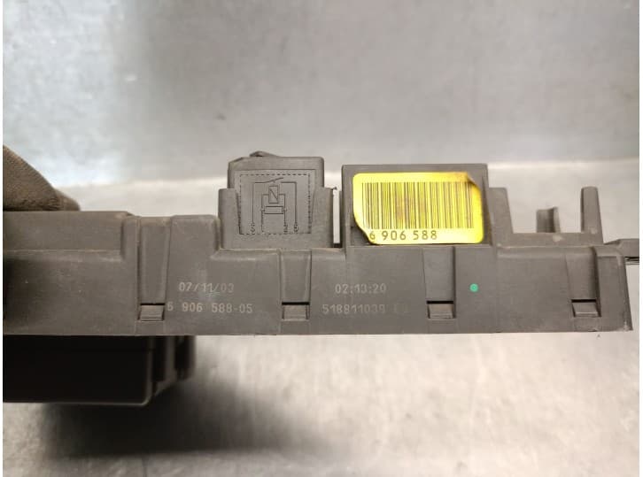 Recambio de caja reles / fusibles para bmw 5 (e60) 530 d referencia OEM IAM 690660105 3