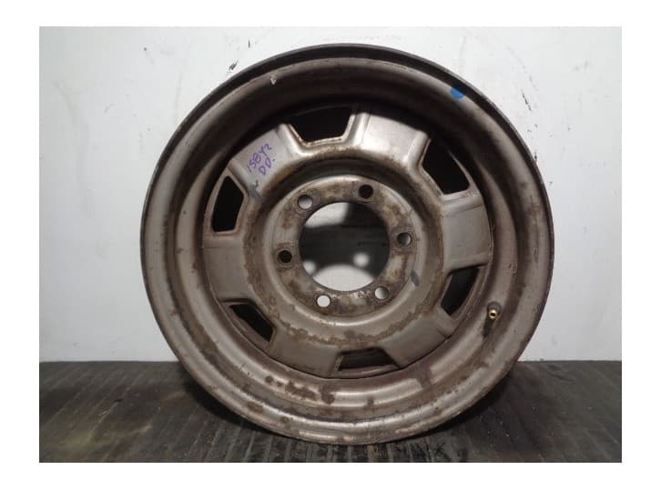 Recambio de llanta para ssangyong musso (fj) 2.9 td referencia OEM IAM 4173005200 R15X7JJ