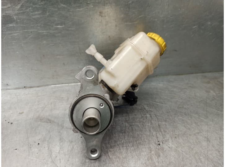 Recambio de bomba freno para fiat 500 (312_) 1.2 (312axa1a) referencia OEM IAM 32069666  TRW 3